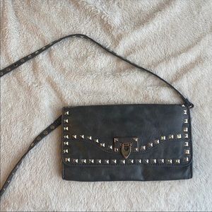 Urban Expressions Grey Crossbody